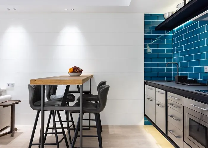 Апартаменты Home2book Elegant Cruz Center