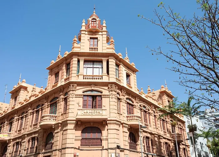 Home2book Elegant Cruz Center Апартаменты *