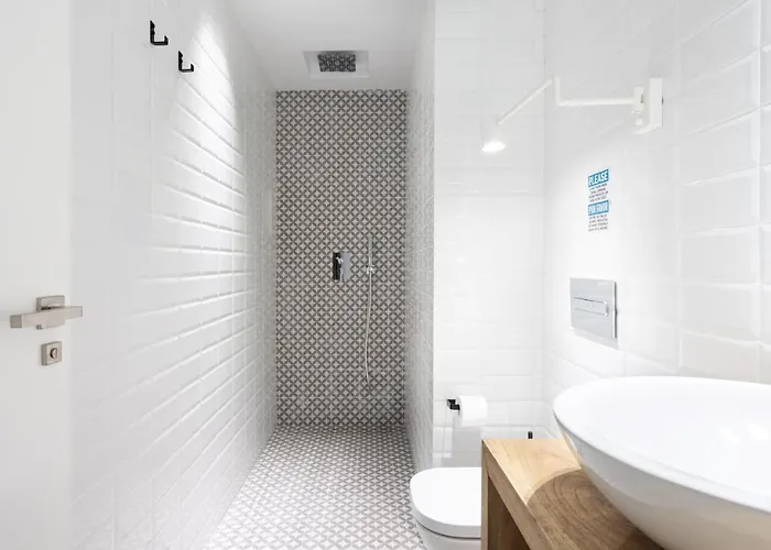 Home2book Elegant Cruz Center