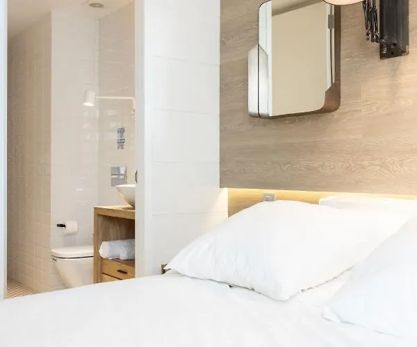 Home2book Elegant Cruz Center Апартаменты Санта-Крус-де-Тенерифе