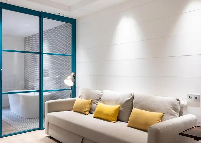 Home2book Elegant Cruz Center Апартаменты