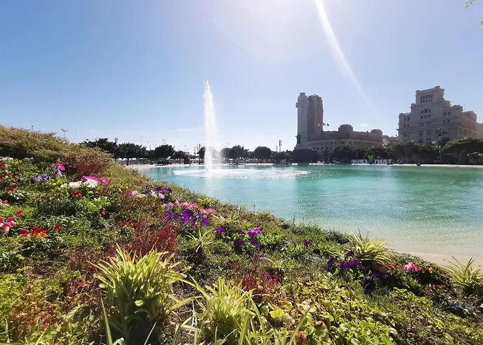 Home2book Elegant Cruz Center Апартаменты *